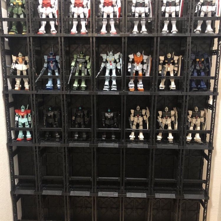 En Stock: Soporte de Exhibició - Bandai Model Gundam Hg reseña y precio